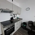 Helena Pod Klínovcem Apartamento *
